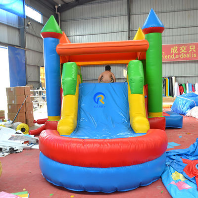 Casa de rebote inflable de color personalizado de Pvc de grado comercial con combinación de diapositivas