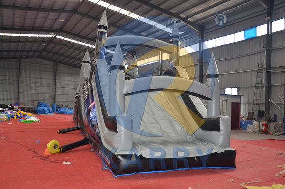 OEM aceptable gigante inflable irregular casa de rebote para niños y adultos en juegos deportivos