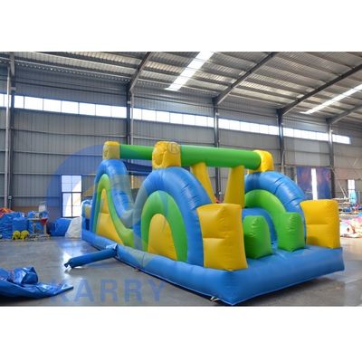 Curso de obstáculos inflables de tamaño personalizado y juegos deportivos para niños en el patio trasero al aire libre