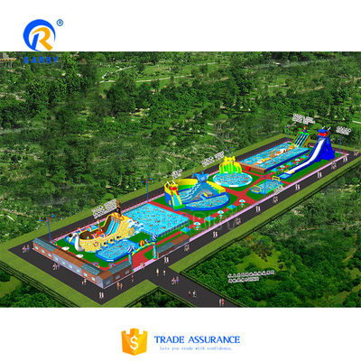 Impresión digital de logotipo / patrón de tamaño personalizado Parque acuático inflable para parque de diversiones