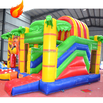 Tamaño y color personalizados Castillo de salto con deslizamiento Castillo inflable de león de selva caliente