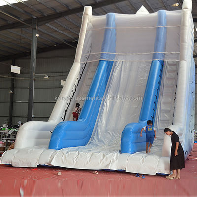 Gran montaña de nieve blanca doble deslizamiento y tobogán tobogán de agua inflable para adultos
