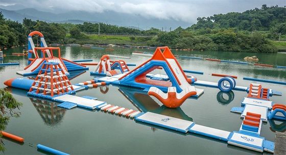 Parque acuático inflables al aire libre Parque acuático de diversión muy grande para adultos y niños
