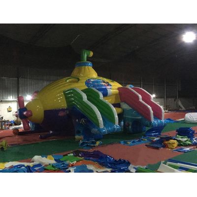 Color personalizado Cúpula del castillo Parque acuático inflable Submarino Parque acuático móvil terrestre