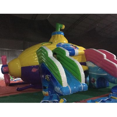 Color personalizado Cúpula del castillo Parque acuático inflable Submarino Parque acuático móvil terrestre