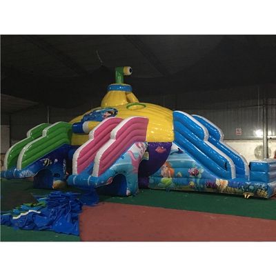 Color personalizado Cúpula del castillo Parque acuático inflable Submarino Parque acuático móvil terrestre