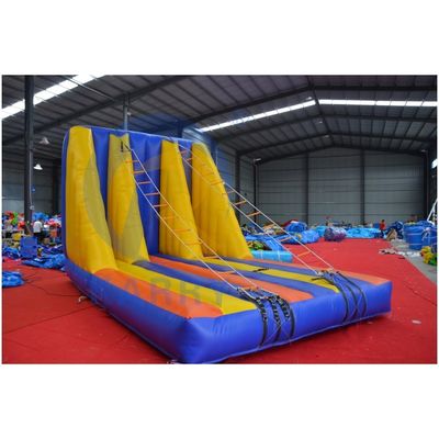 Actividades de patio de juegos al aire libre Juego de muros de escalada de colinas inflable para el desarrollo de equipos