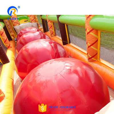 Largos Juegos de obstáculos inflables para adultos y niños en la selva