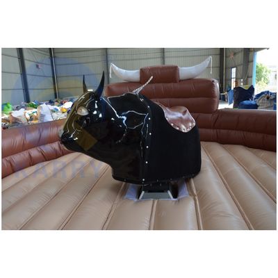 Experimenta el desafío final con nuestra máquina mecánica de montar a toros inflable