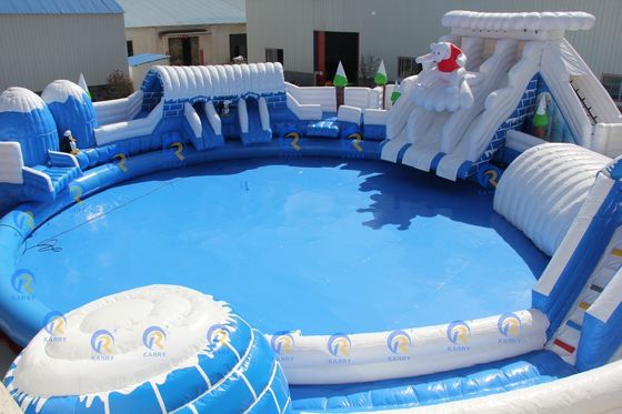 Disfrute de la diversión en el agua interior con tobogán de agua inflable para 5-10 pasajeros y piscina redonda grande