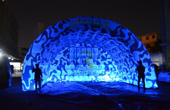 Parque de juegos al aire libre colorido Led Tenda de entrada del túnel inflable para la promoción del evento