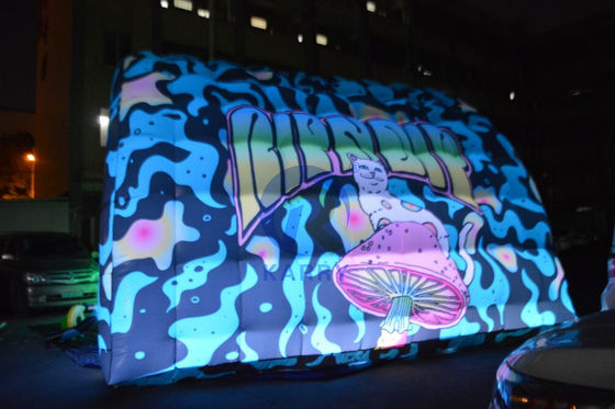 Parque de juegos al aire libre colorido Led Tenda de entrada del túnel inflable para la promoción del evento