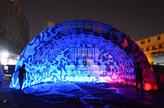 Parque de juegos al aire libre colorido Led Tenda de entrada del túnel inflable para la promoción del evento