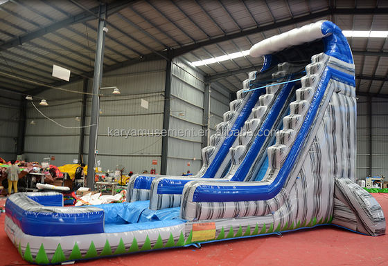Gran capacidad 29 pies patio comercial gris de mármol deslizamiento de agua inflable con piscina