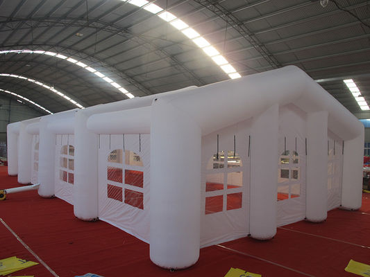20*10m tienda de bodas blanca inflable personalizada para patios y patios al aire libre