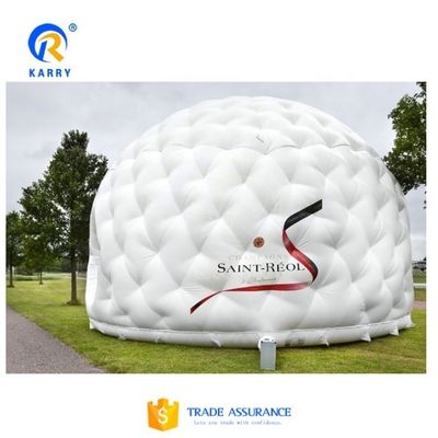 Publicidad carpa de garaje para campamento