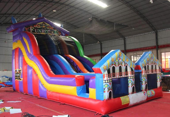 Parque de diversiones esencial gran arco iris de PVC funhuose inflables tobogán húmedo y seco