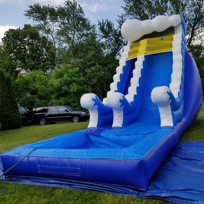Spray Blue Water Slide Juegos al aire libre Gran tobogán de salto para diversión al aire libre