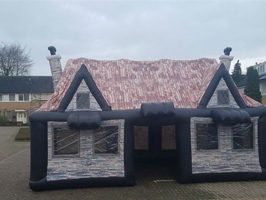EN14960 Tenda inflada de cabina certificada para niños Tenda de camuflaje de castillo rebobinado