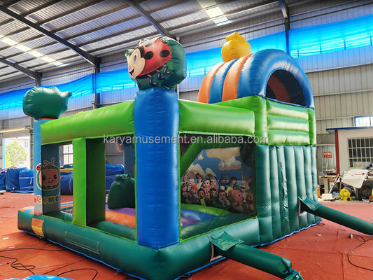 CE/EN71/EN14960 Certificado Cocomelón Temático Partidario de niños Trampolín con tobogán