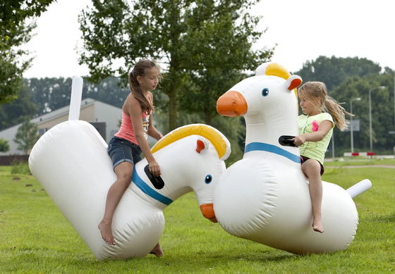 Juegos deportivos interactivos Inflables Caballo de carreras de Derby para niños y adultos Materia PVC