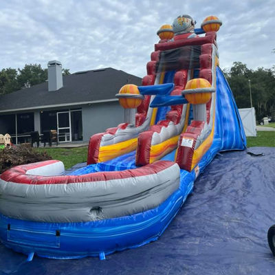 Entretenimiento en interiores y exteriores PVC Space Rush Water Slide con niños