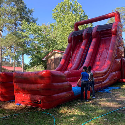 Slide de agua inflable de tamaño adulto con 2 toboganes y 2 piscinas en PVC comercial