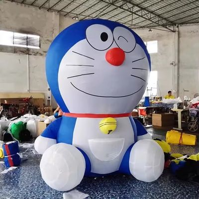 Pollo hinchable de doble y triple costura la adición perfecta a su evento al aire libre