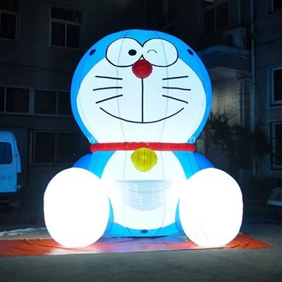 Pollo hinchable de doble y triple costura la adición perfecta a su evento al aire libre