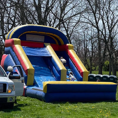 Gran salto inflables con piscina de impresión digital tobogán de agua