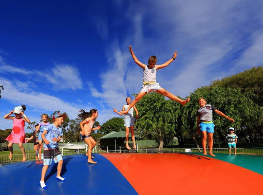Jumper inflables para niños con certificación EN14960 y material de PVC