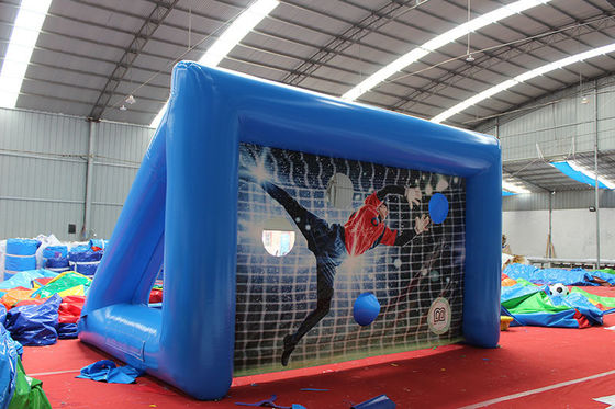 Juego de patadas de fútbol inflable para juegos deportivos Juego de tiroteo de penalidades inflable de PVC