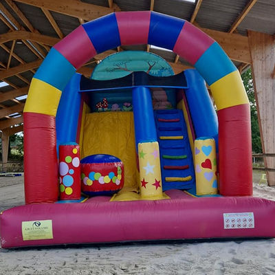 Alquiler de fiestas Casa de dulces tema tobogán seco inflable con certificación CE/EN71/EN14960
