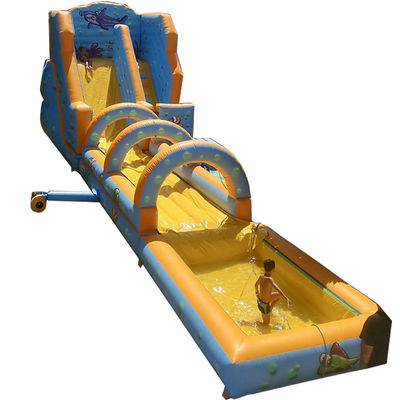 Experimenta la emoción con el tema del mundo submarino Parque acuático inflable y tobogán