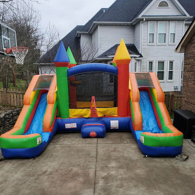 Logotipo personalizado Acceptable PVC Inflable Casa de rebote combo con 2 diapositivas