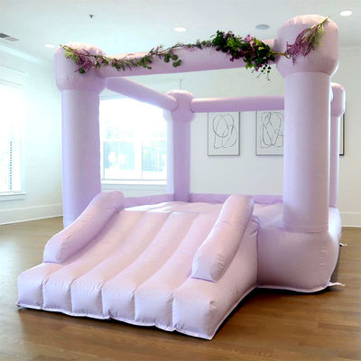 Niños trampolín rosa y la princesa castillo inflable casona con malla blanca