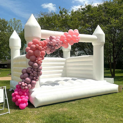 Niños trampolín rosa y la princesa castillo inflable casona con malla blanca