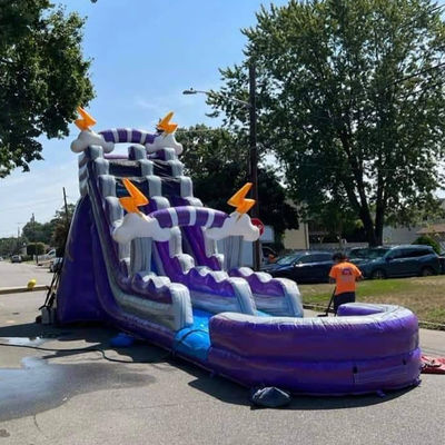 Juego de niños Parque acuático inflable de verano con piscina y tobogán de agua púrpura
