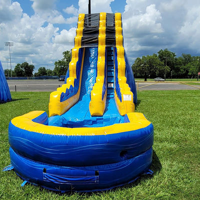 Grado adulto tobogán de agua inflable comercial con piscina en diseño de rayas amarillas