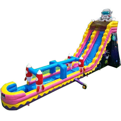 Temática de astronauta comercial piscina inflable con tobogán de agua enorme y rocket largo tobogán