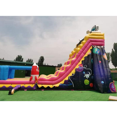 Temática de astronauta comercial piscina inflable con tobogán de agua enorme y rocket largo tobogán