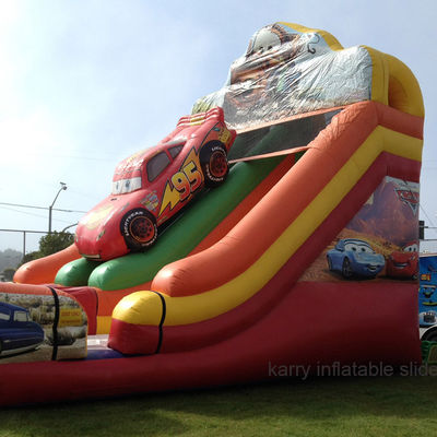 Capacidad máxima 100-500 kg Deslizador de castillo inflable El entretenimiento al aire libre definitivo