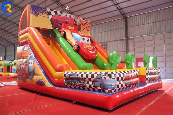 Capacidad máxima 100-500 kg Deslizador de castillo inflable El entretenimiento al aire libre definitivo