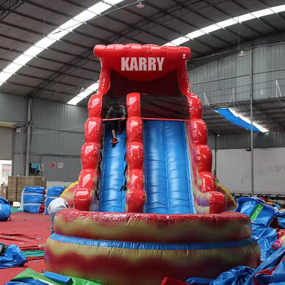 Colorido tobogán de agua comercial inflable y piscina para la diversión del parque acuático