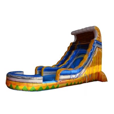 Deslizador de agua inflable de PVC de colores personalizados con piscina para la diversión del verano