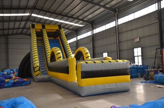 Parque acuático comercial inflable con tobogán extra largo y piscina combinada inflable