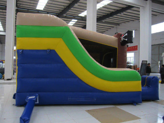 Juego al aire libre Temática pirata Casa de rebote inflable con tobogán seco