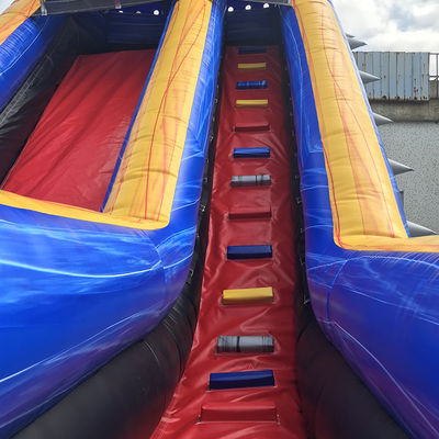 Gran tobogán de agua de salto de aire comercial con piscina de exteriores inflables mercancía de fiesta