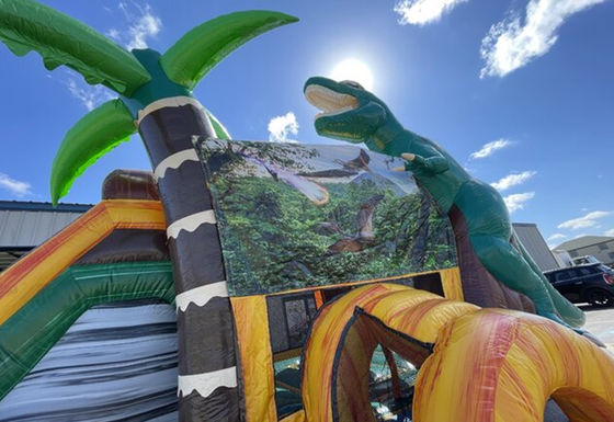 Experimenta las emociones de la era de los dinosaurios con nuestra casa y tobogán inflables