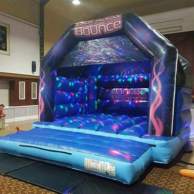 14 Años de edad, castillo de trampolín inflables con color personalizado